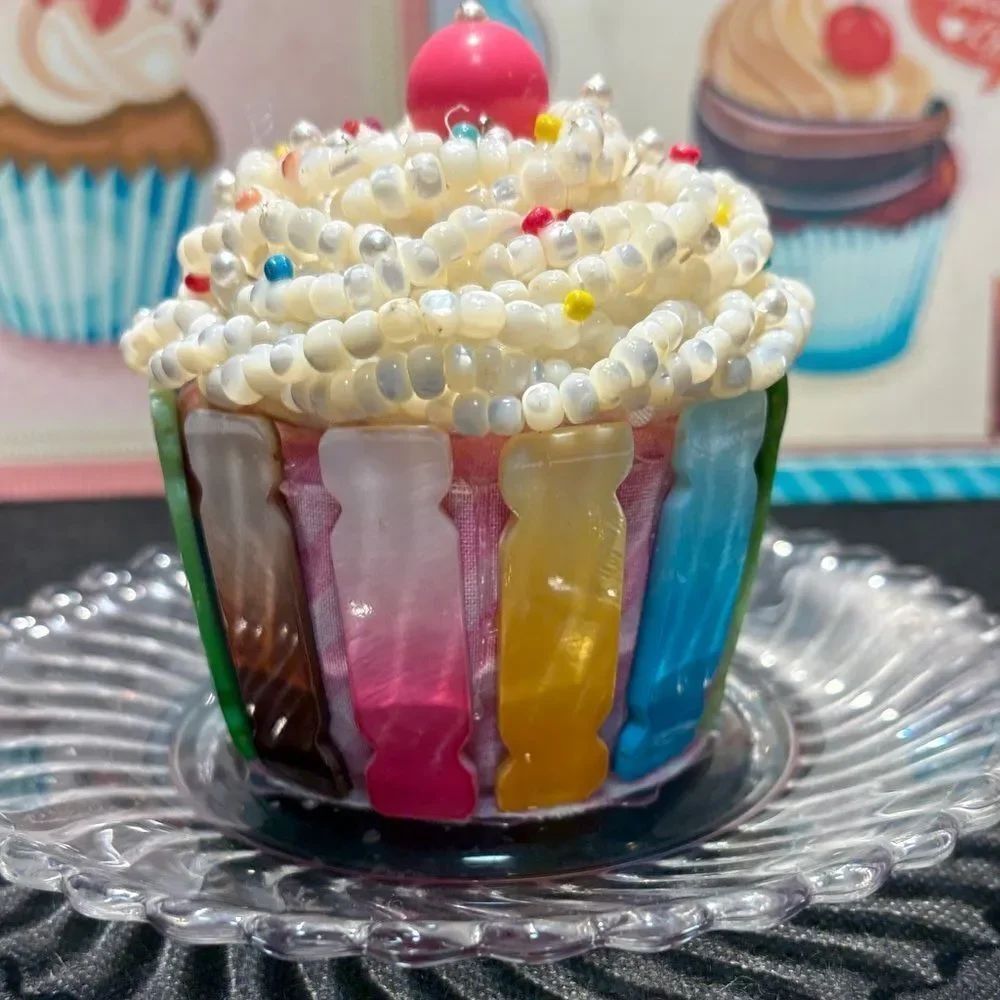 Colorful Cupcake lot - Picture 3 of 10